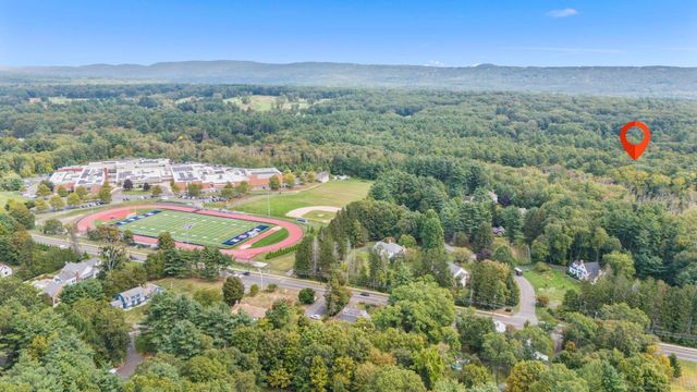 24 Saw Mill Lane, Avon, CT 06001