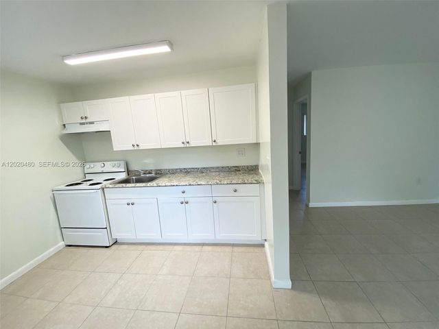 1121 NW 4 Street, Miami, FL 33128