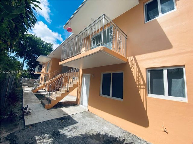 1121 NW 4 Street, Miami, FL 33128