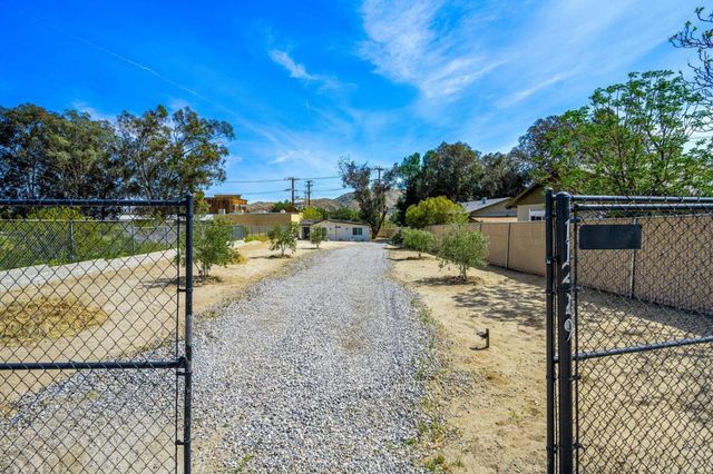 11229 San Jacinto Street, Morongo Valley, CA 92256