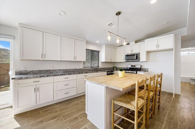 11229 San Jacinto Street, Morongo Valley, CA 92256