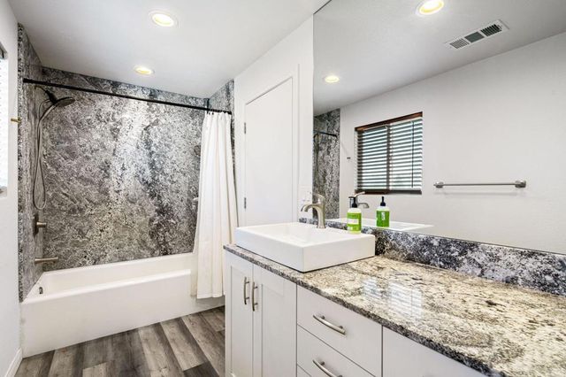 11229 San Jacinto Street, Morongo Valley, CA 92256