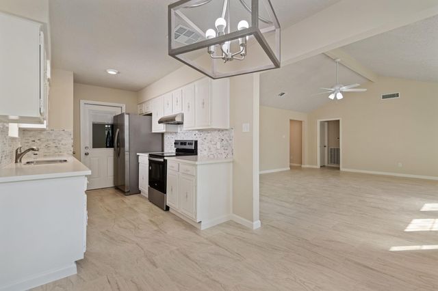 13315 Cologne Drive, Houston, TX 77065