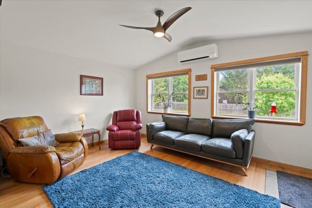 48 Meadow Road, Milton, VT 05468