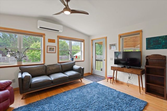 48 Meadow Road, Milton, VT 05468