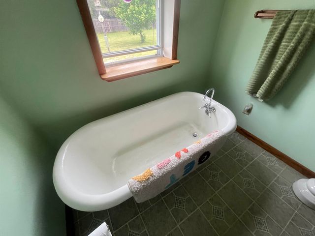 48 Meadow Road, Milton, VT 05468