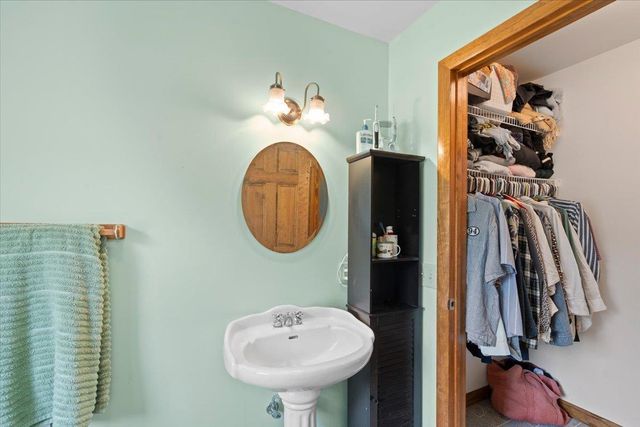 48 Meadow Road, Milton, VT 05468