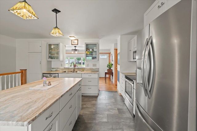 48 Meadow Road, Milton, VT 05468
