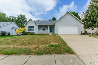1883 Basket Oak Drive, St Charles, MO 63303
