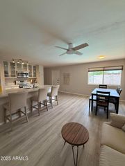 6213 E Earll Drive, Scottsdale, AZ 85251