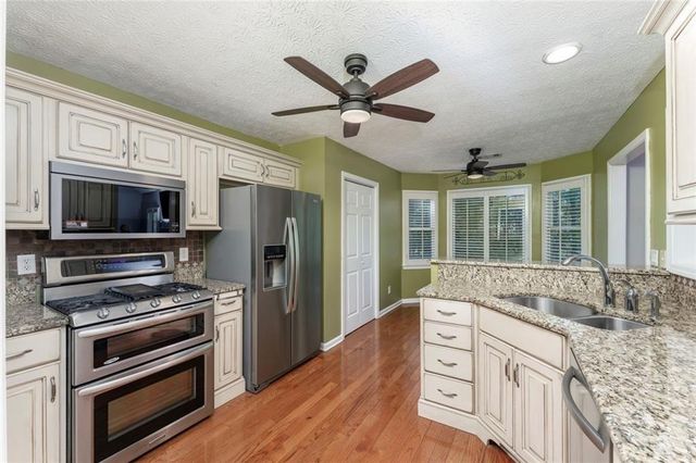 55 Garrison Drive, Dallas, GA 30157