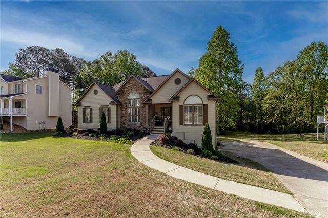 55 Garrison Drive, Dallas, GA 30157