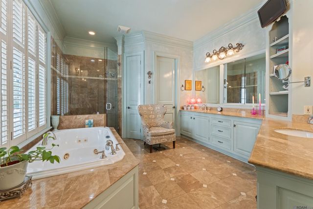 212 Iberville St, Donaldsonville, LA 70346