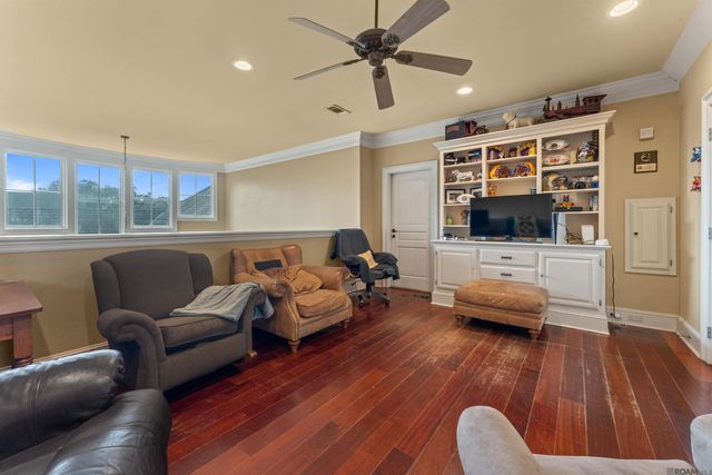 212 Iberville St, Donaldsonville, LA 70346