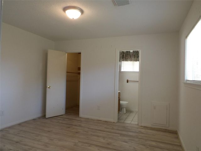 2008 Williamsburg Court N, League City, TX 77573