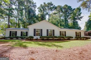 245 Fieldstone Drive, Fairburn, GA 30213