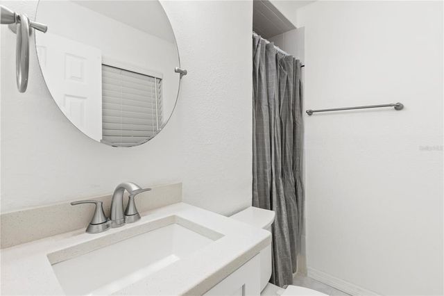 8431 RIVERSIDE DRIVE NE, St Petersburg, FL 33702