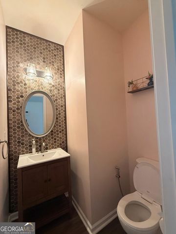 4266 Suwanee Brook Court, Buford, GA 30518