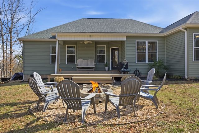 508 Ivy Spring Court, Seneca, SC 29678