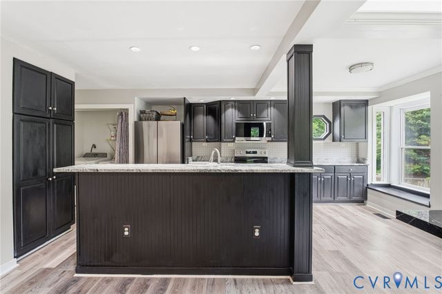 9110 Gayton Rd, Henrico, VA 23229