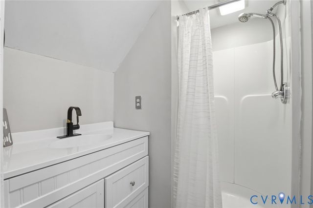 9110 Gayton Rd, Henrico, VA 23229
