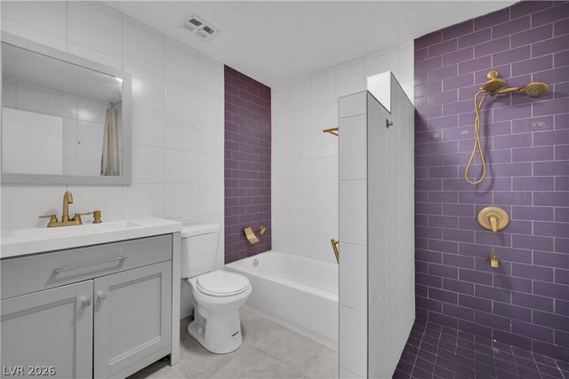 6154 Meadow Vista Lane, Las Vegas, NV 89103