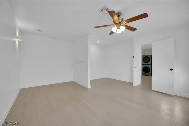 6154 Meadow Vista Lane, Las Vegas, NV 89103