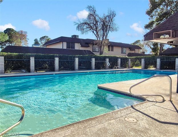 6154 Meadow Vista Lane, Las Vegas, NV 89103