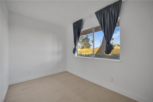 6154 Meadow Vista Lane, Las Vegas, NV 89103