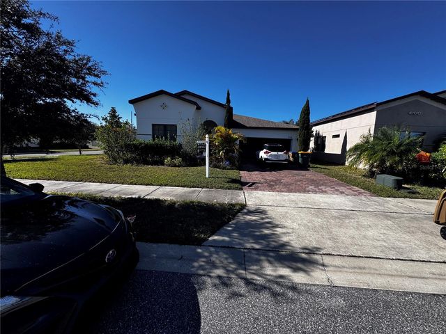 2413 EAGLE TRACE DR, Kissimmee, FL 34746