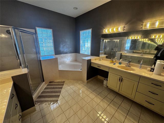 2413 EAGLE TRACE DR, Kissimmee, FL 34746