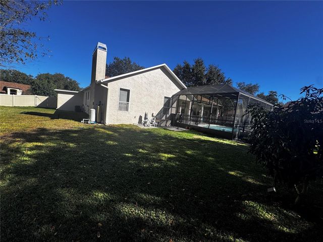 2413 EAGLE TRACE DR, Kissimmee, FL 34746