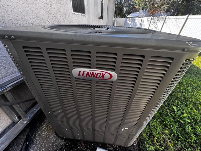 2413 EAGLE TRACE DR, Kissimmee, FL 34746