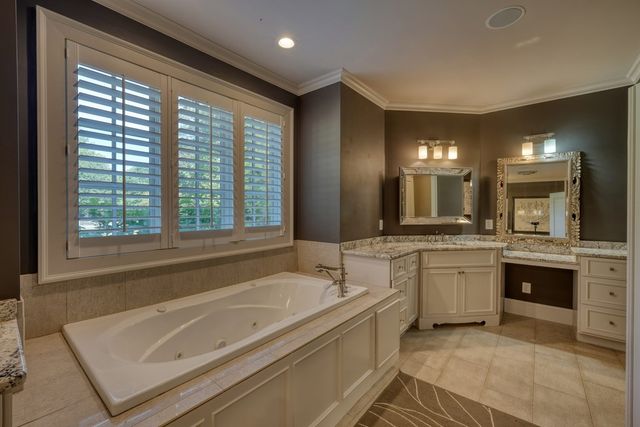 609 Cypress Pointe Lane, Hayesville, NC 28904