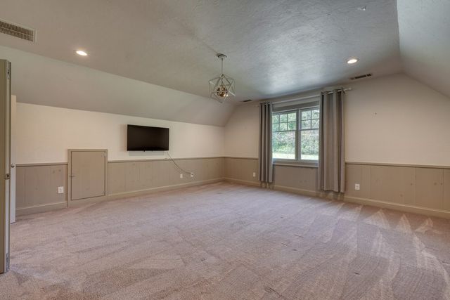 609 Cypress Pointe Lane, Hayesville, NC 28904