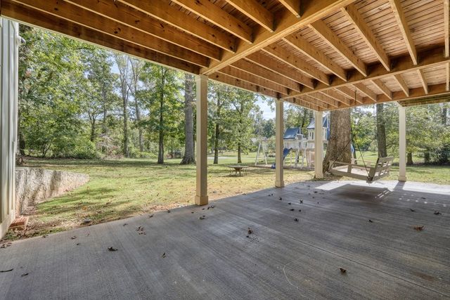 609 Cypress Pointe Lane, Hayesville, NC 28904