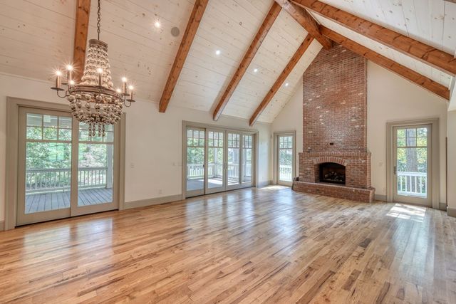 609 Cypress Pointe Lane, Hayesville, NC 28904