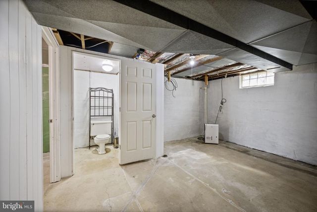 320 S TAYLOR AVE, Baltimore, MD 21221