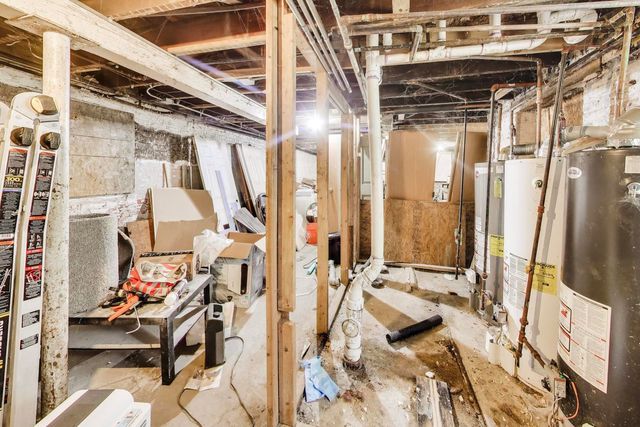 3046 W Polk Street, Chicago, IL 60612