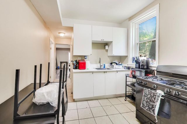 3046 W Polk Street, Chicago, IL 60612