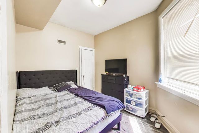 3046 W Polk Street, Chicago, IL 60612