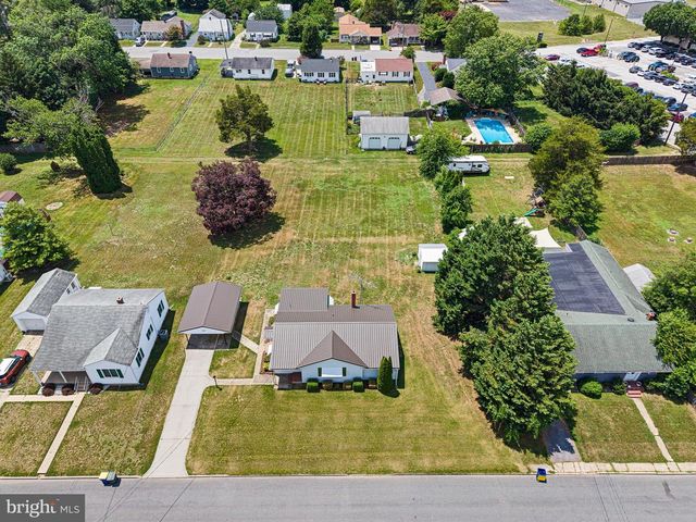 107 N REED ST, Clayton, DE 19938