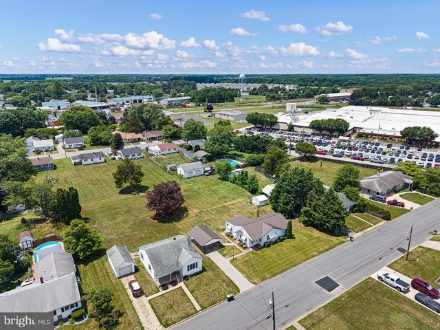 107 N REED ST, Clayton, DE 19938