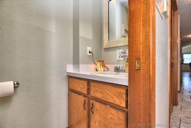 1101 N Taylor Avenue, Wagoner, OK 74467