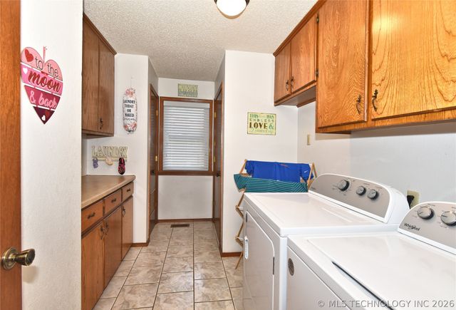 1101 N Taylor Avenue, Wagoner, OK 74467