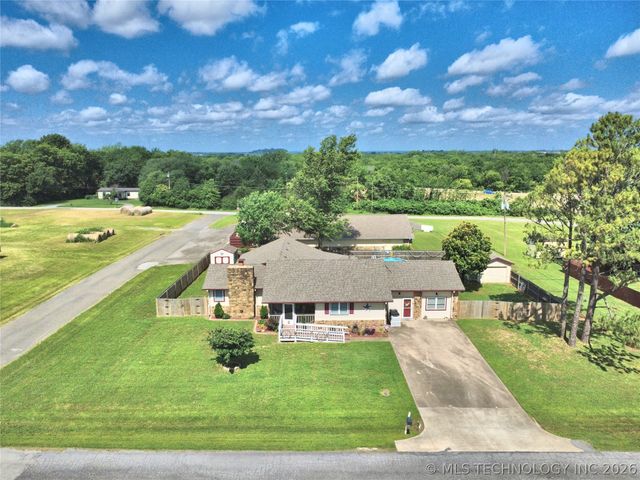 1101 N Taylor Avenue, Wagoner, OK 74467