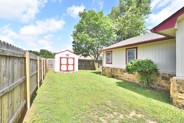 1101 N Taylor Avenue, Wagoner, OK 74467