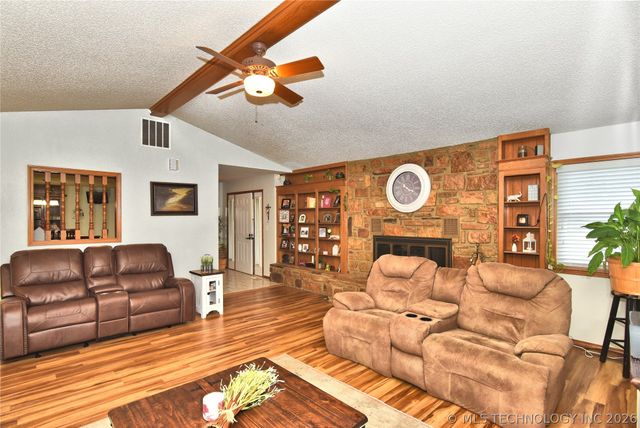 1101 N Taylor Avenue, Wagoner, OK 74467