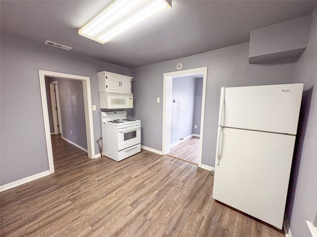 528 W Florence, Denison, TX 75020