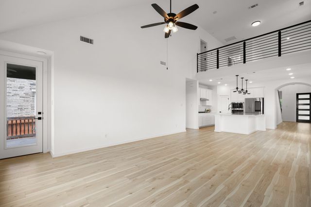 8009 Copper Prairie BND, Lago Vista, TX 78645